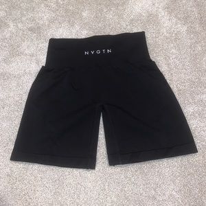 NVGTN black solid seamless shorts